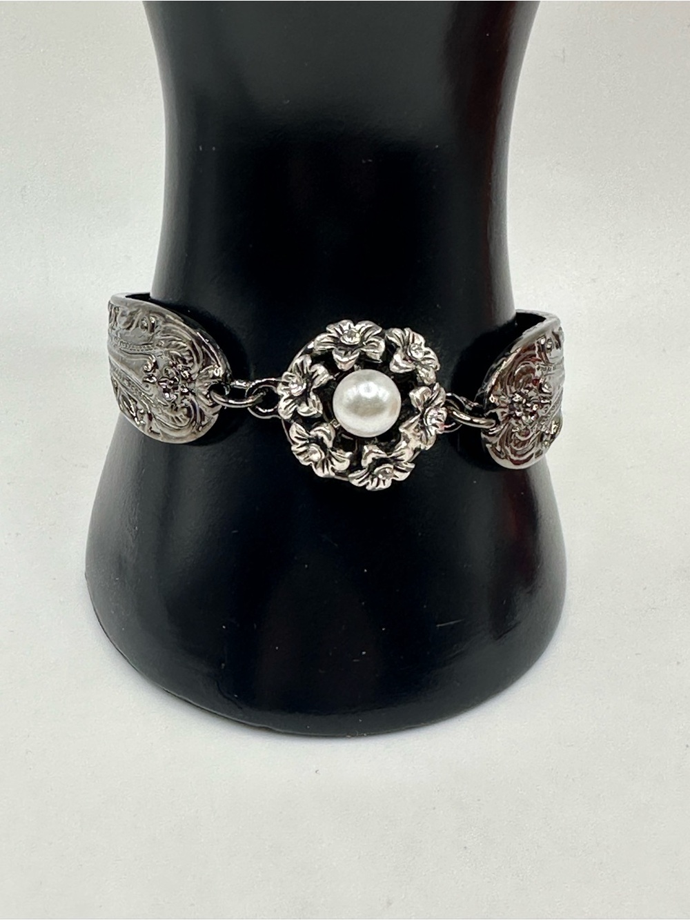 Pewter Colored Snap Jewelry Bracelet 18mm Faux Pearl Sparkle Floral Ginger Snap!